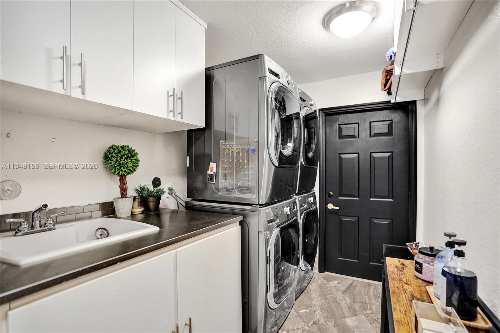 HIGHLAND RANCH ESTATES - Residential