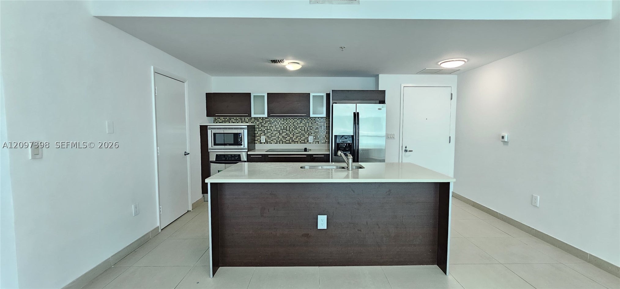 1900 N Bayshore Dr 3317