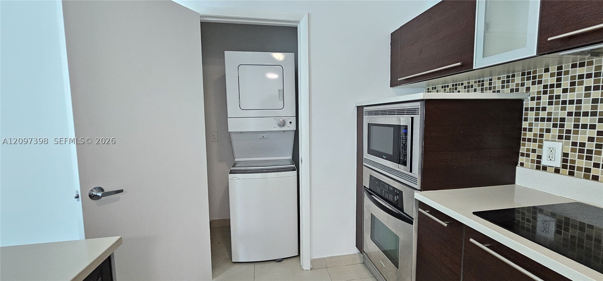 1900 N Bayshore Dr 3317