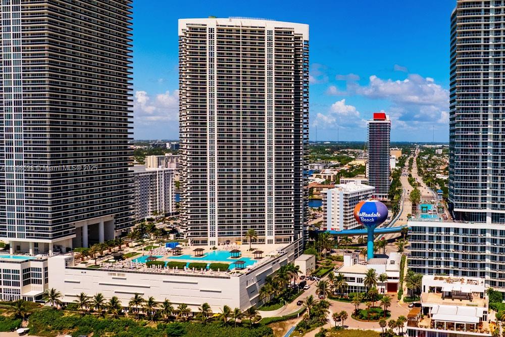 BEACH CLUB THREE CONDO - Residential