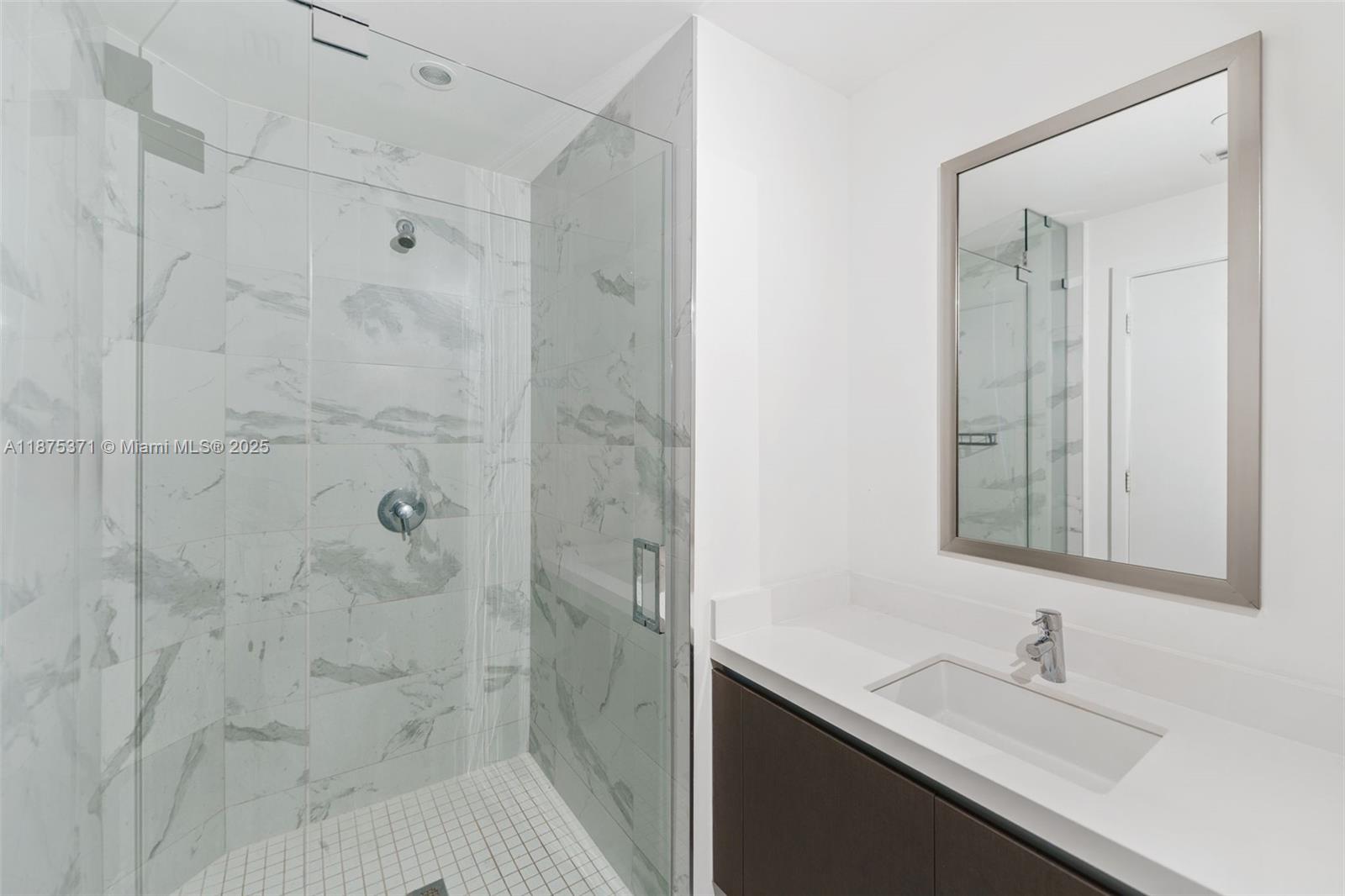 PARAMOUNT MIAMI WORLDCENT - Residential