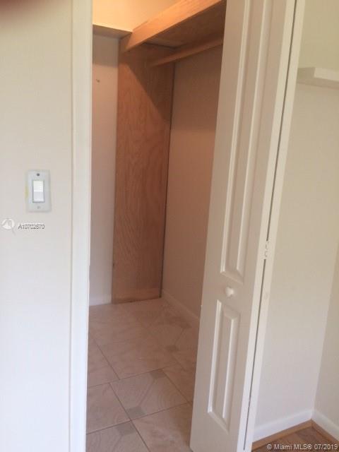 OAKLAND SHORES 1 CONDO - Residential Lease