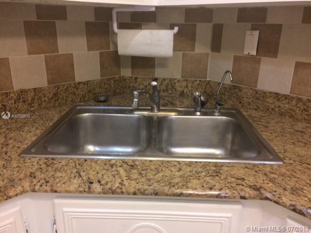 OAKLAND SHORES 1 CONDO - Residential Lease