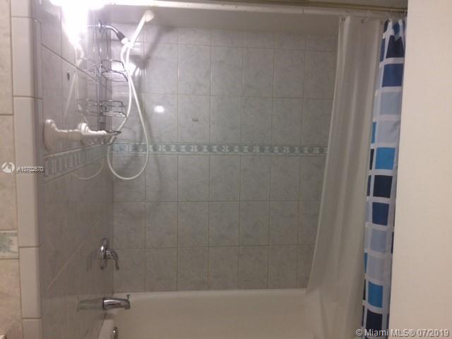 OAKLAND SHORES 1 CONDO - Residential Lease