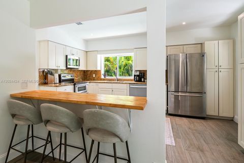 Tiny photo for 2508 Anderson Rd, Coral Gables, FL 33134 (MLS # A12024424)