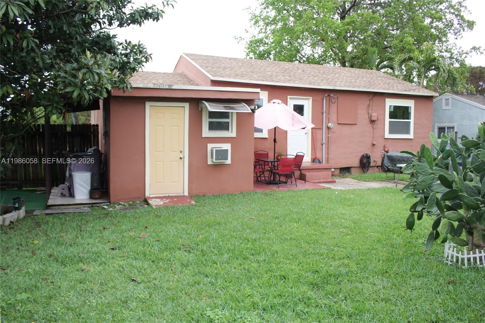 HOWMAR PARK 1ST ADDN - Residential