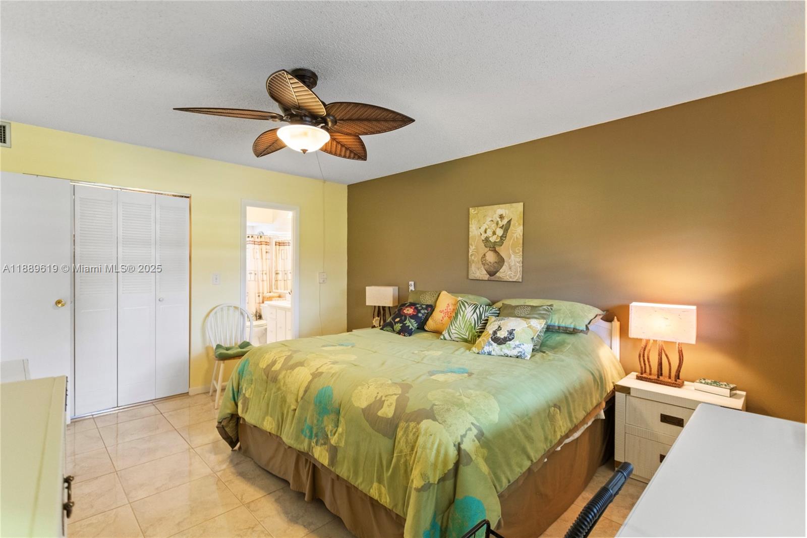 THISTLE GARDENS CONDO - Residential