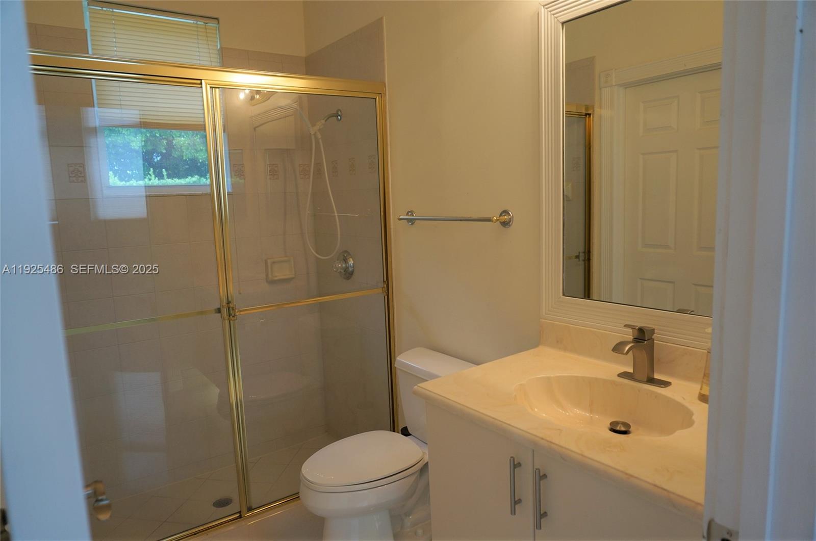 ROLLING HILLS GOLF & TENN - Residential Lease