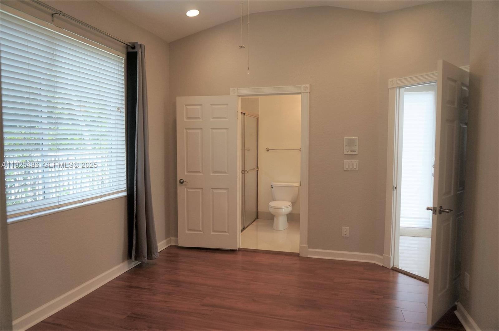 ROLLING HILLS GOLF & TENN - Residential Lease