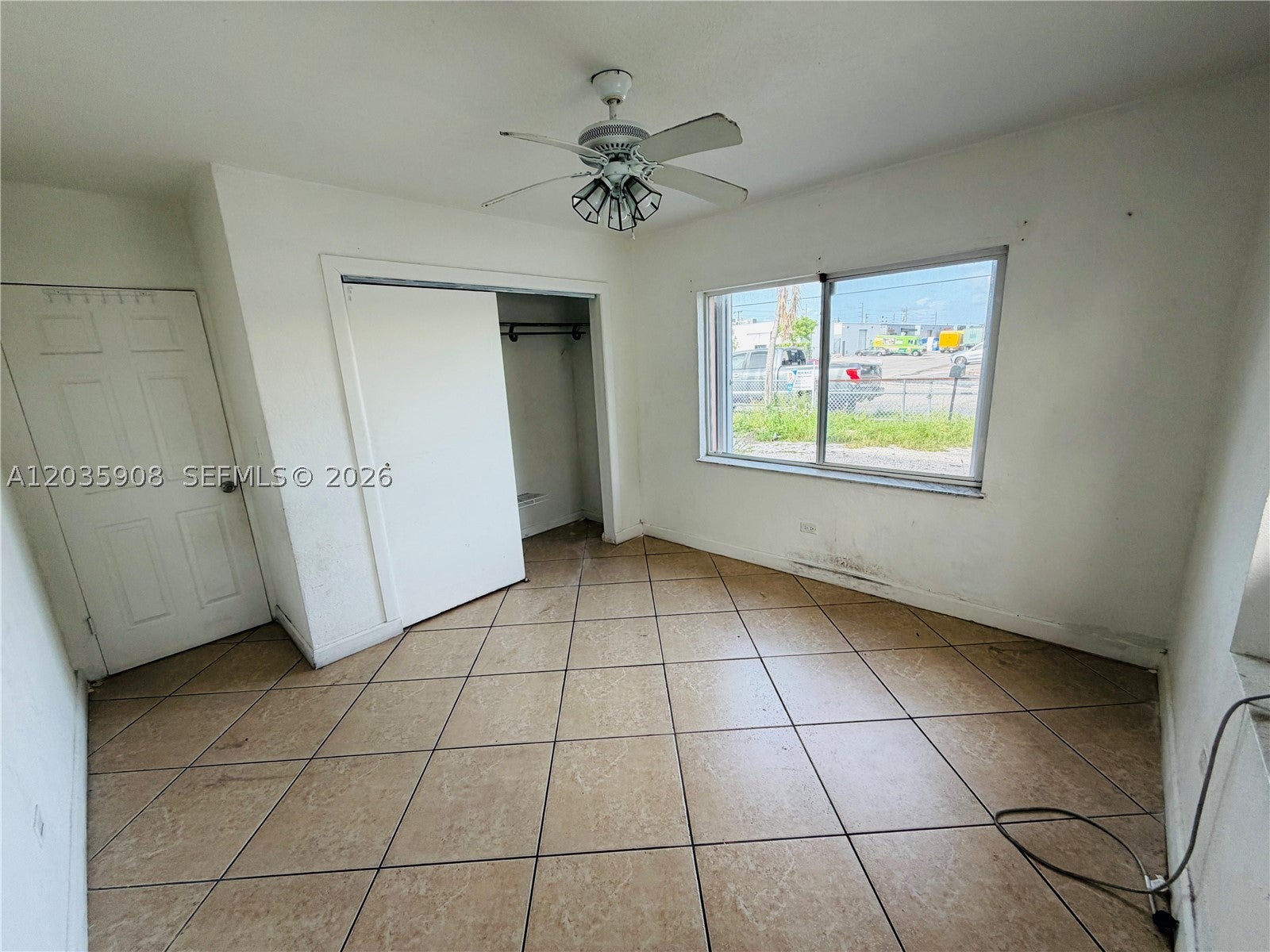 1550 E 10th Ave
