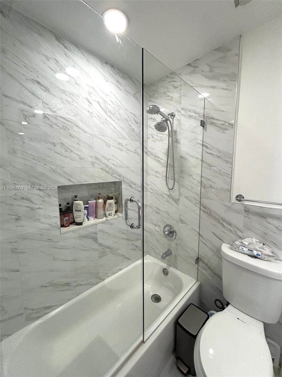 THE FOUNTAINS I CONDO - Residential