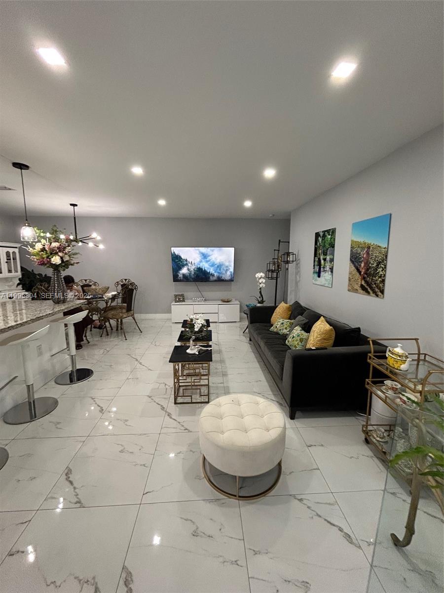 15645 SW 74th Cir Dr 4-5