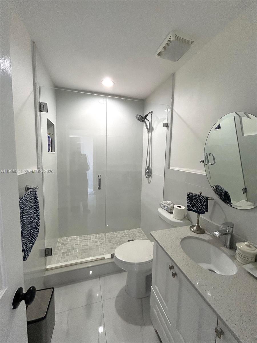 THE FOUNTAINS I CONDO - Residential