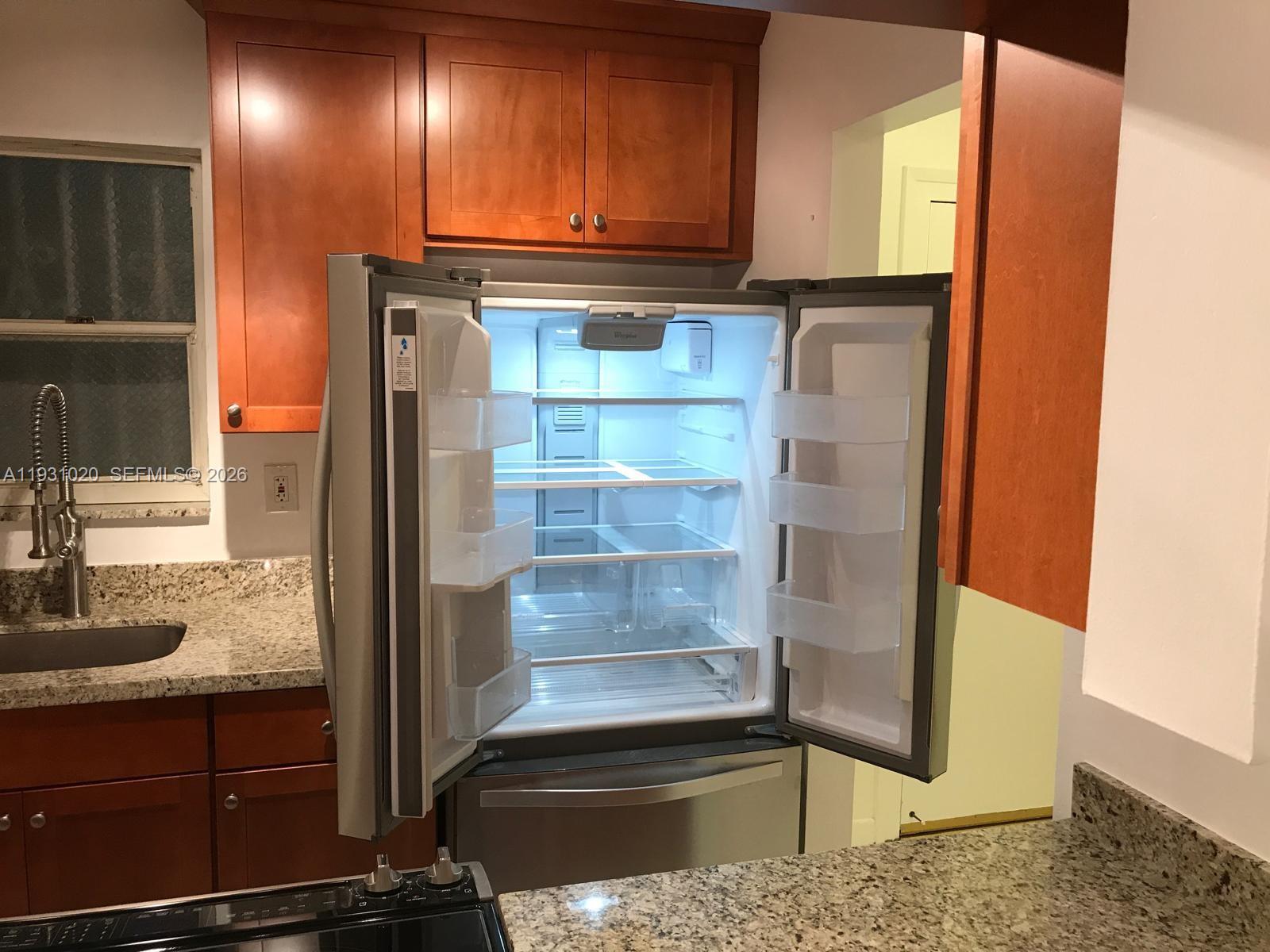 160 SW 30th Ave 104A