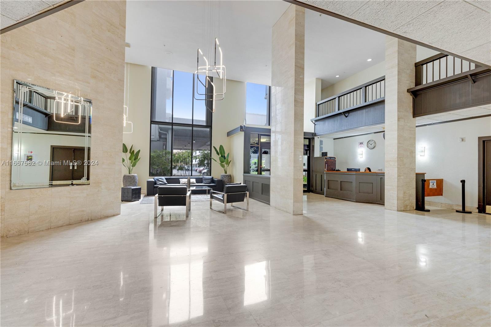 COMMODORE PLAZA CONDO - Residential