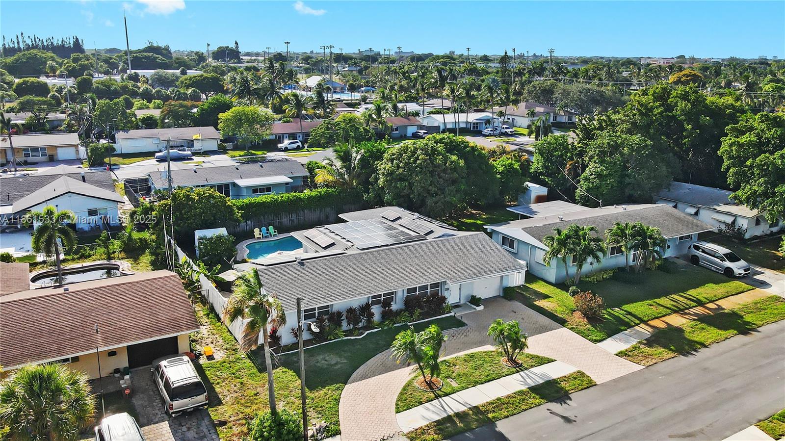 DEERFIELD BEACH GARDENS - Residential