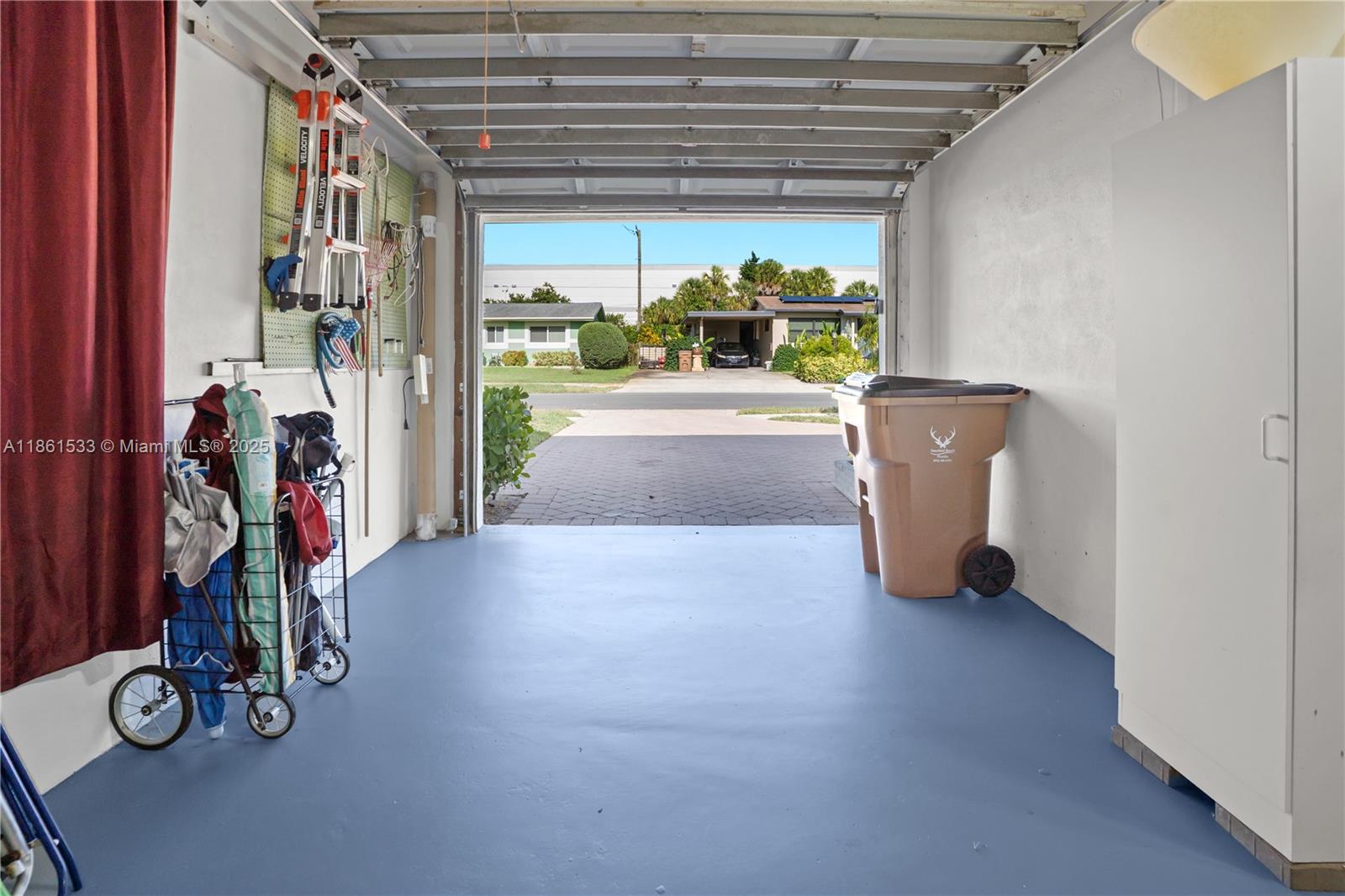 DEERFIELD BEACH GARDENS - Residential