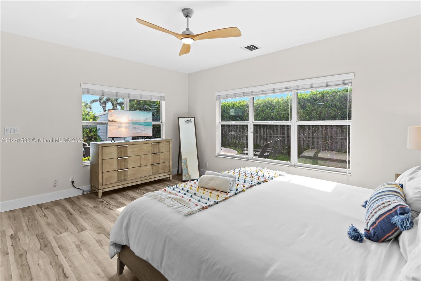 DEERFIELD BEACH GARDENS - Residential