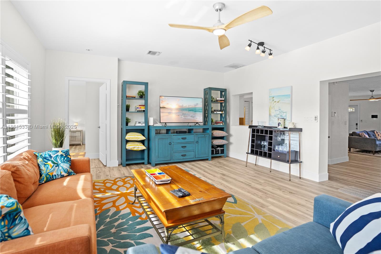 DEERFIELD BEACH GARDENS - Residential