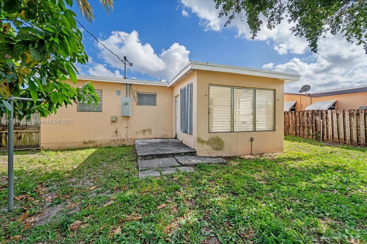 BEVERLY PARK - Residential