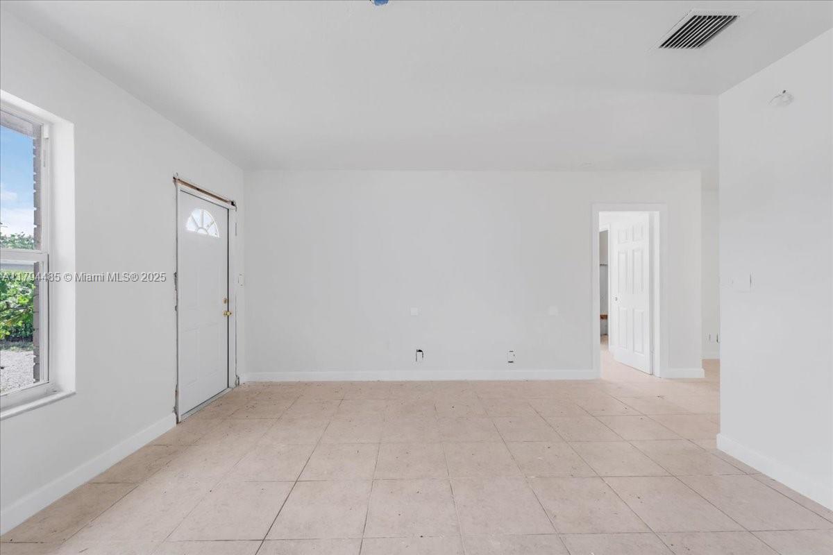 BEVERLY PARK - Residential