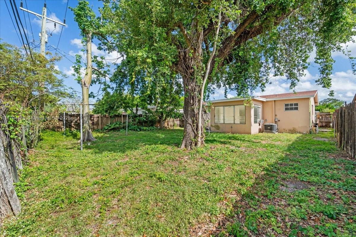 BEVERLY PARK - Residential