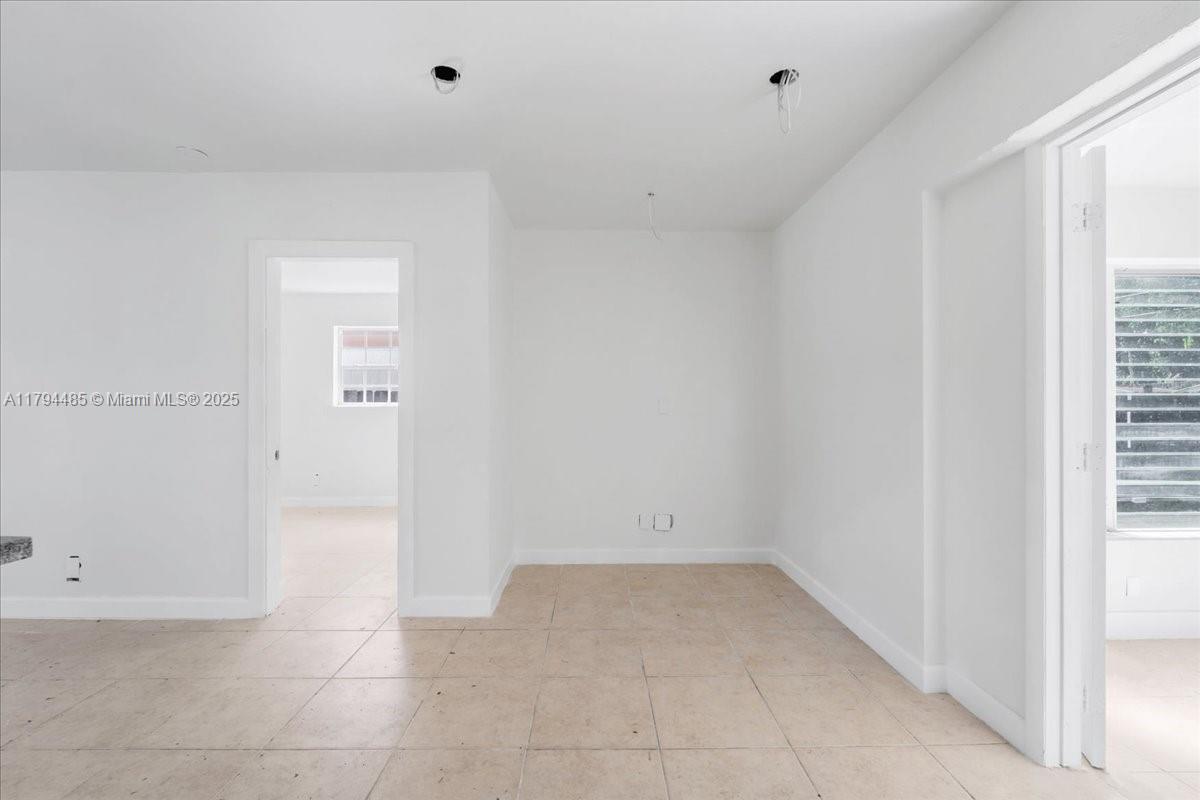 BEVERLY PARK - Residential