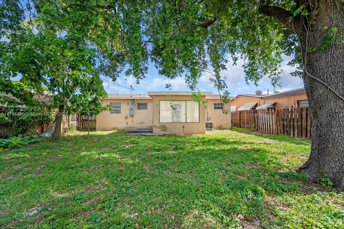 BEVERLY PARK - Residential