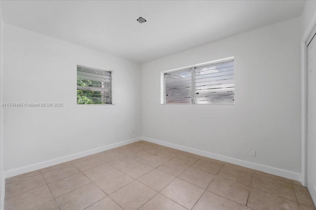 BEVERLY PARK - Residential