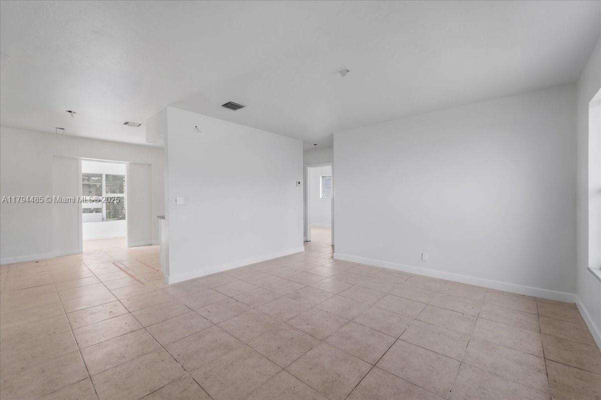 BEVERLY PARK - Residential