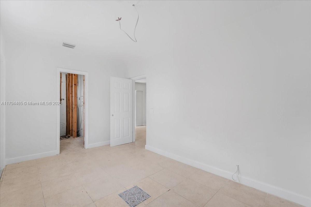 BEVERLY PARK - Residential