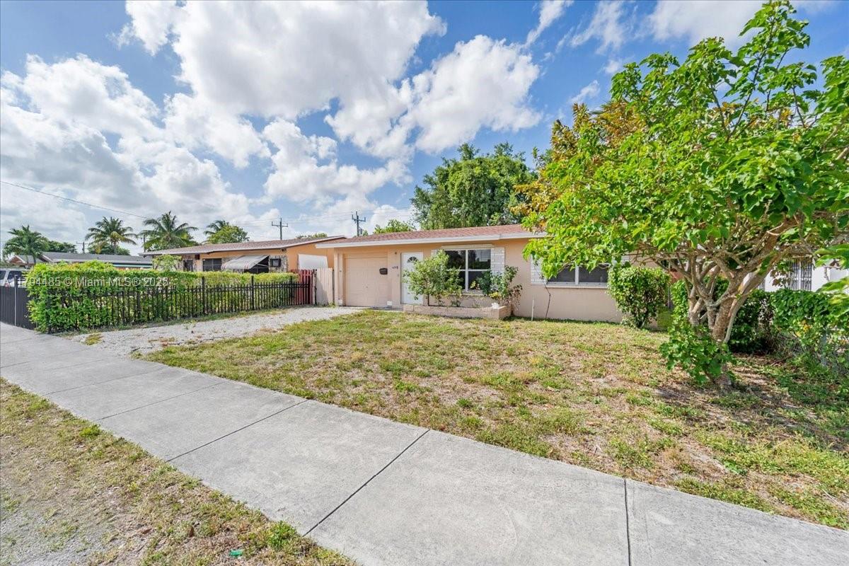 BEVERLY PARK - Residential