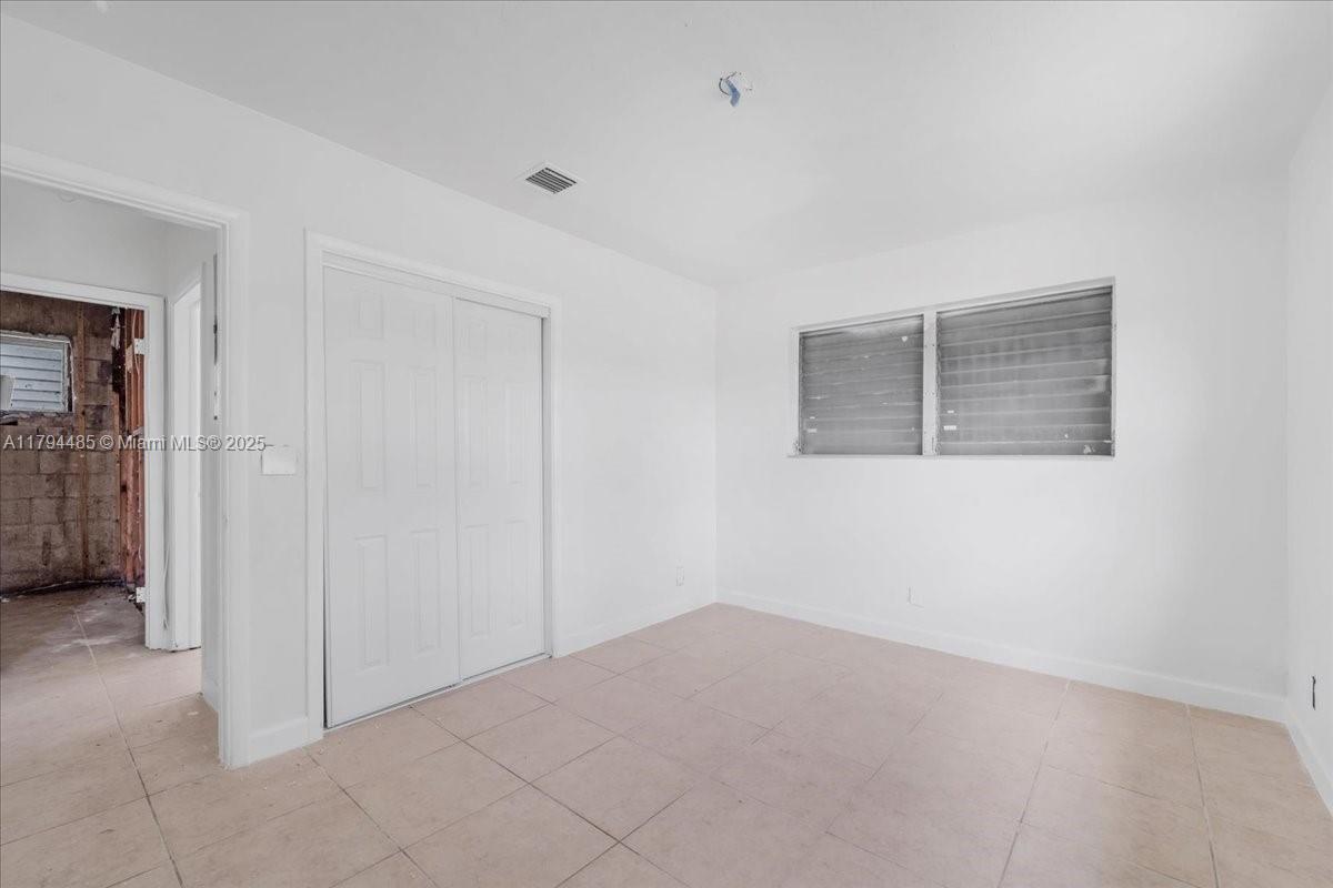 BEVERLY PARK - Residential