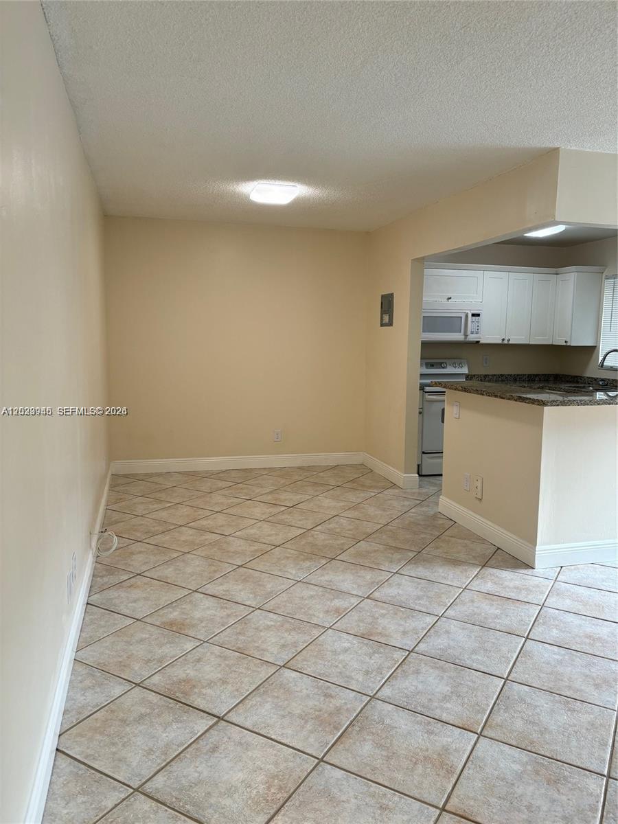 SUZANNE PLAZA CONDO - Residential