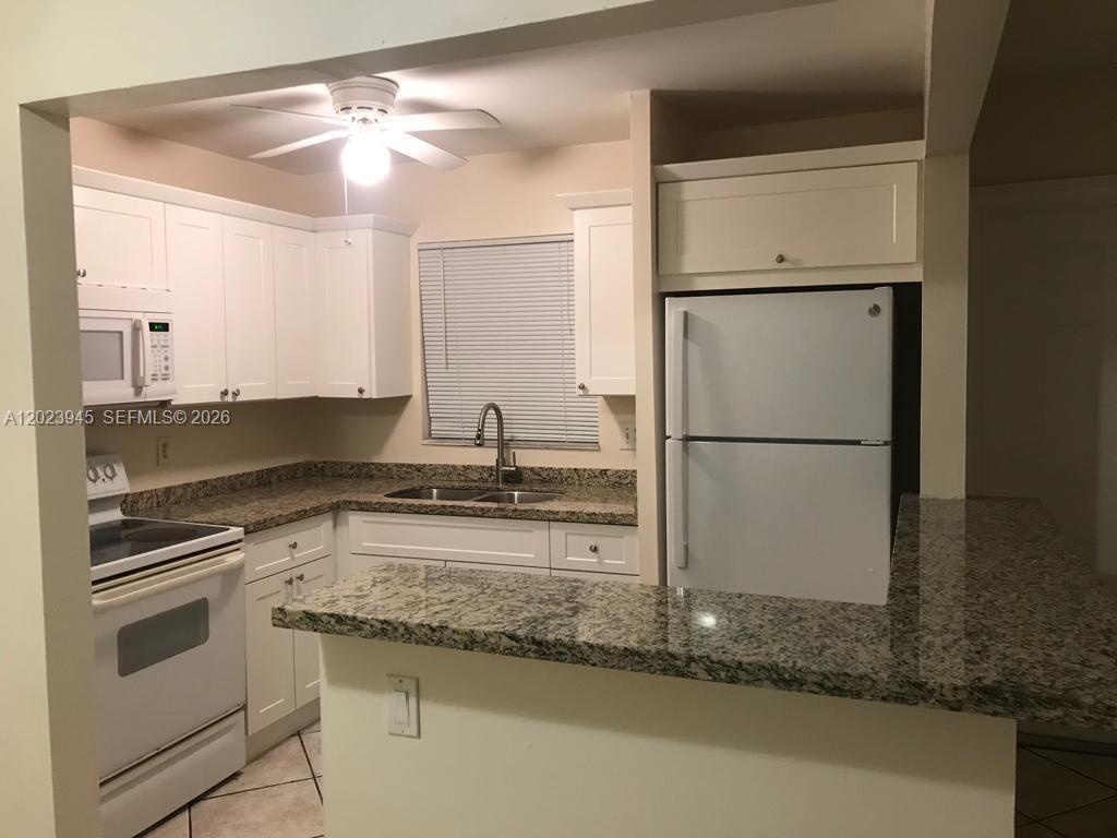SUZANNE PLAZA CONDO - Residential
