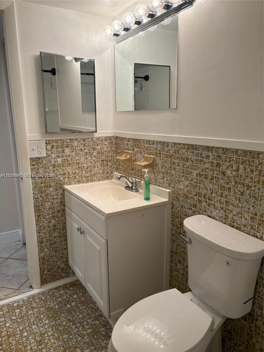 SUZANNE PLAZA CONDO - Residential