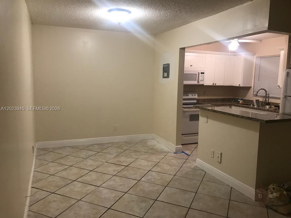 SUZANNE PLAZA CONDO - Residential