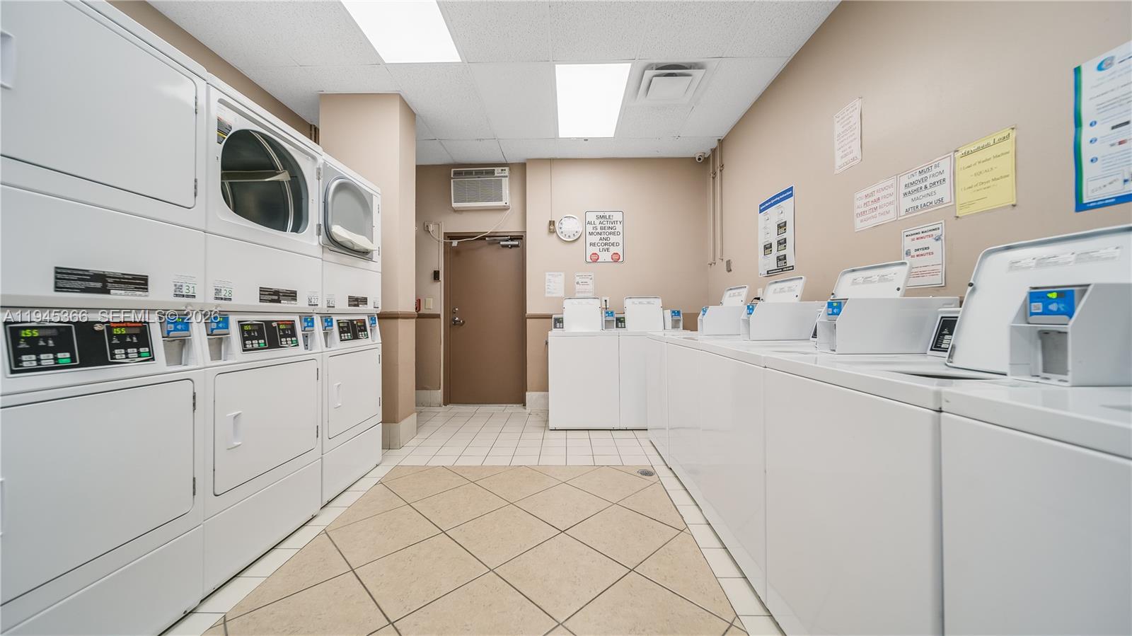 IMPERIAL TOWERS CONDO - Residential