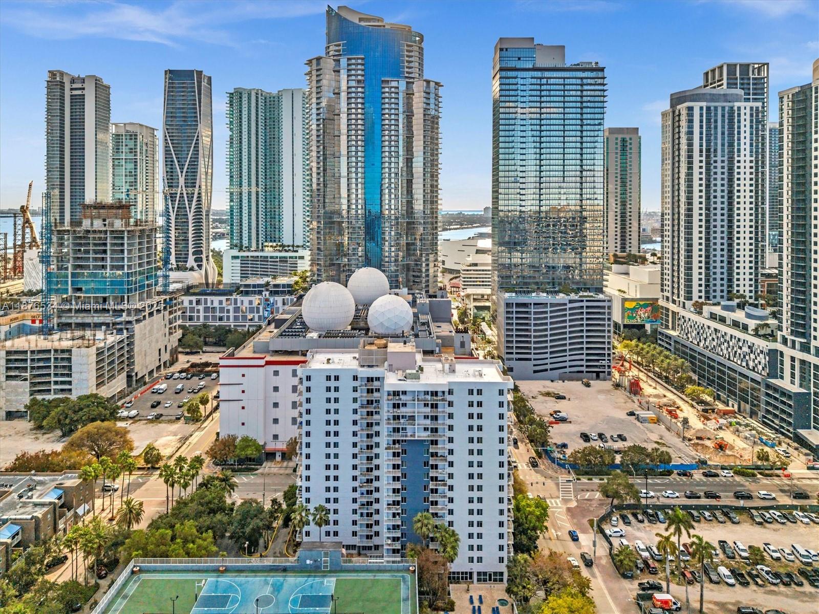 800 N Miami Ave E1204