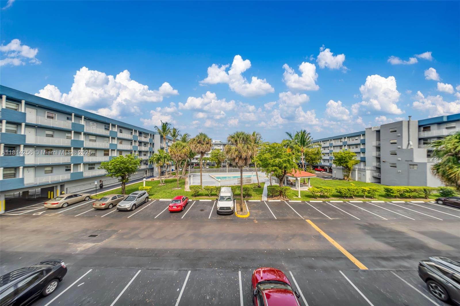 Property for Sale at 1655 W 44th Pl 346, Hialeah, Miami-Dade County, Florida - Bedrooms: 1 
Bathrooms: 1  - $220,000