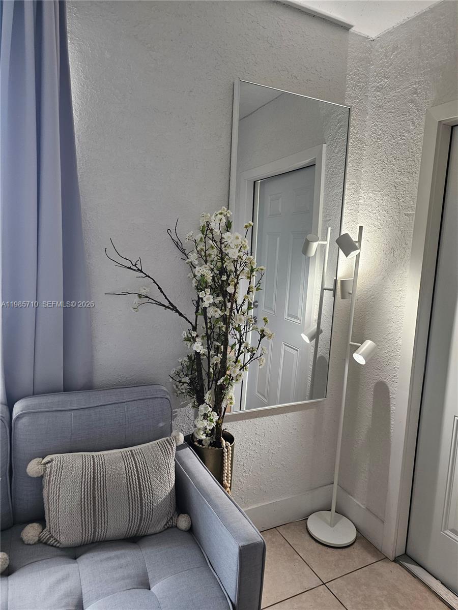 HAZEL PARK - Residential Lease