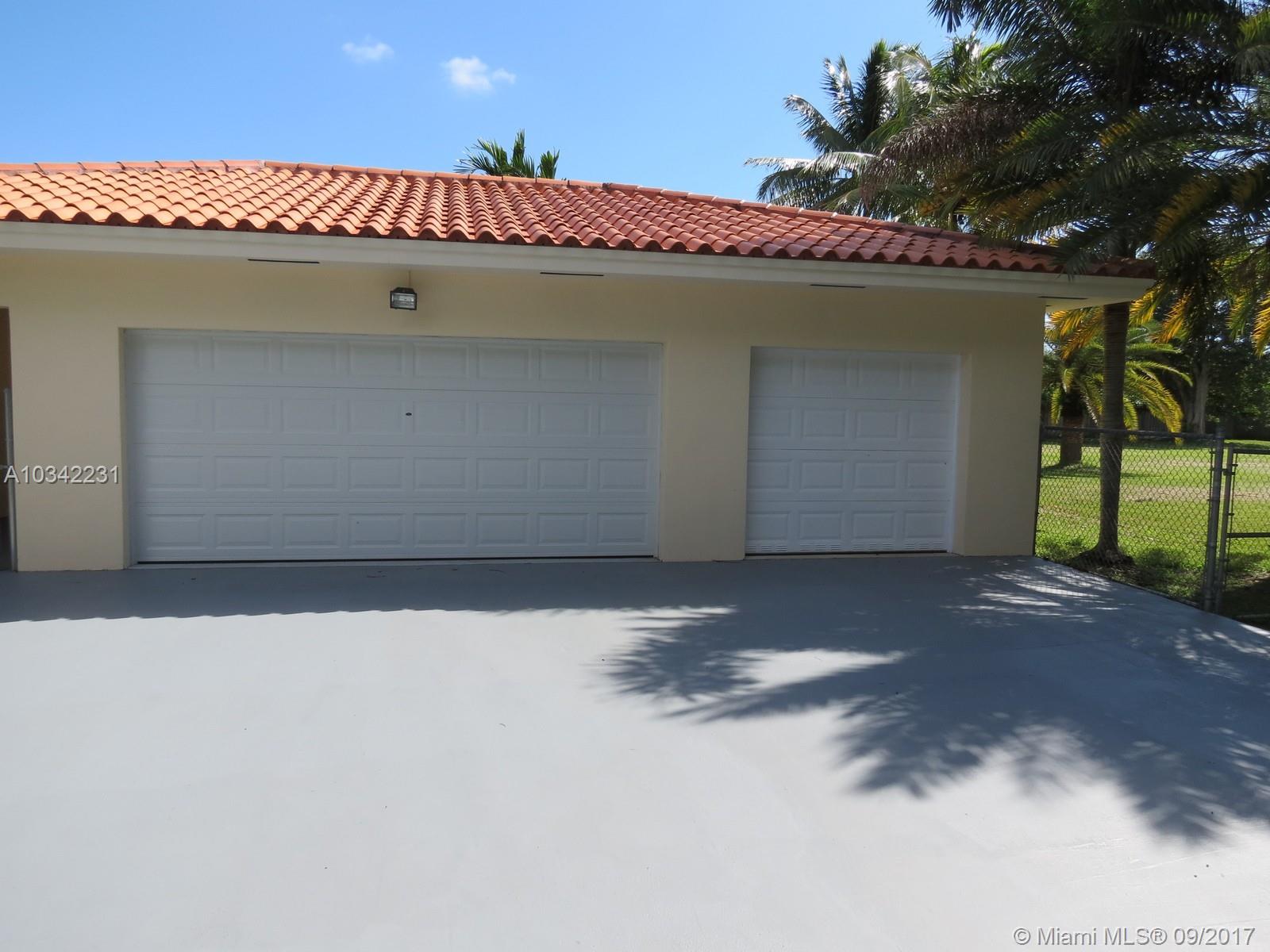 SUB OF PB 3-169 - Residential