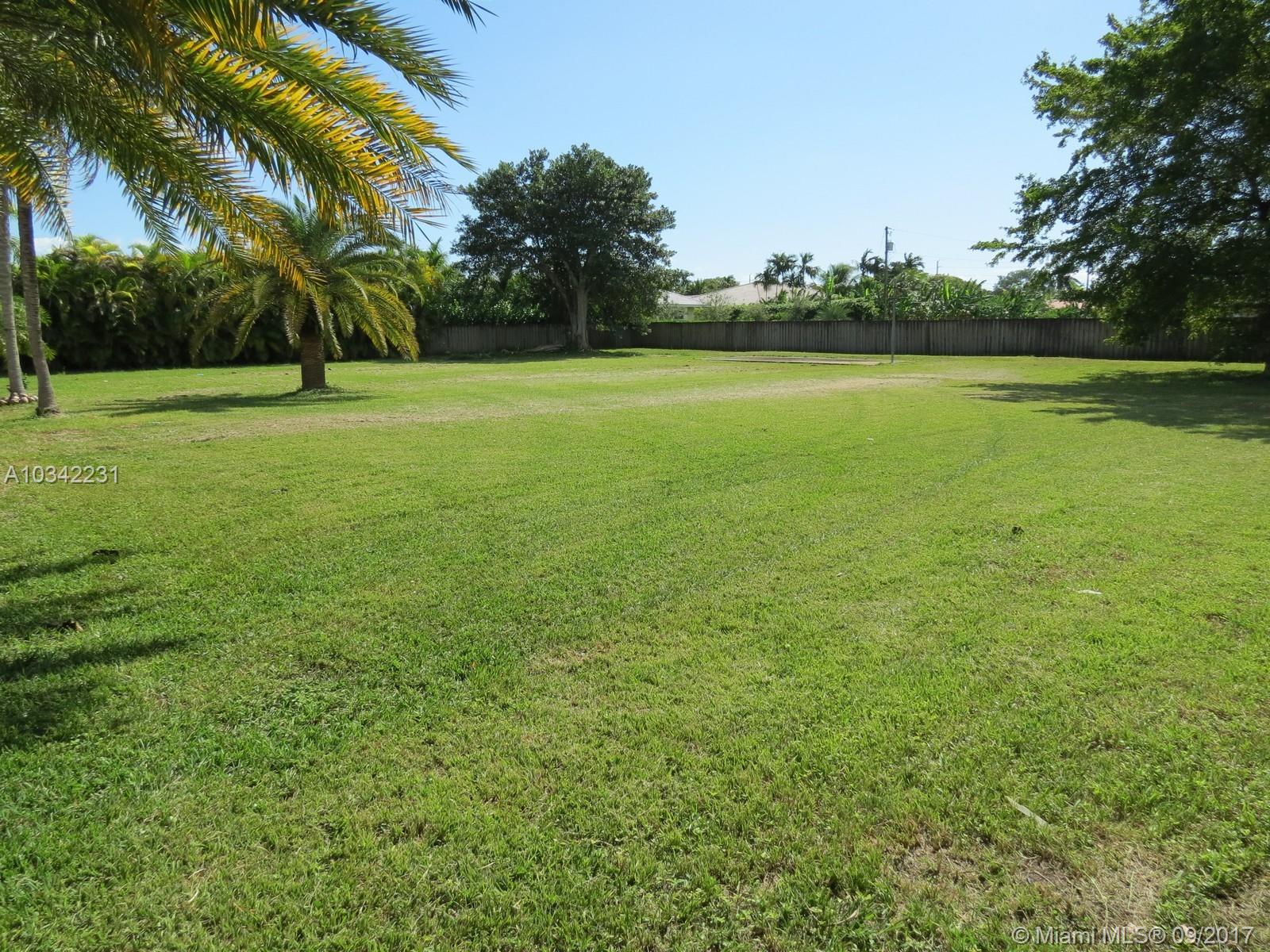 SUB OF PB 3-169 - Residential