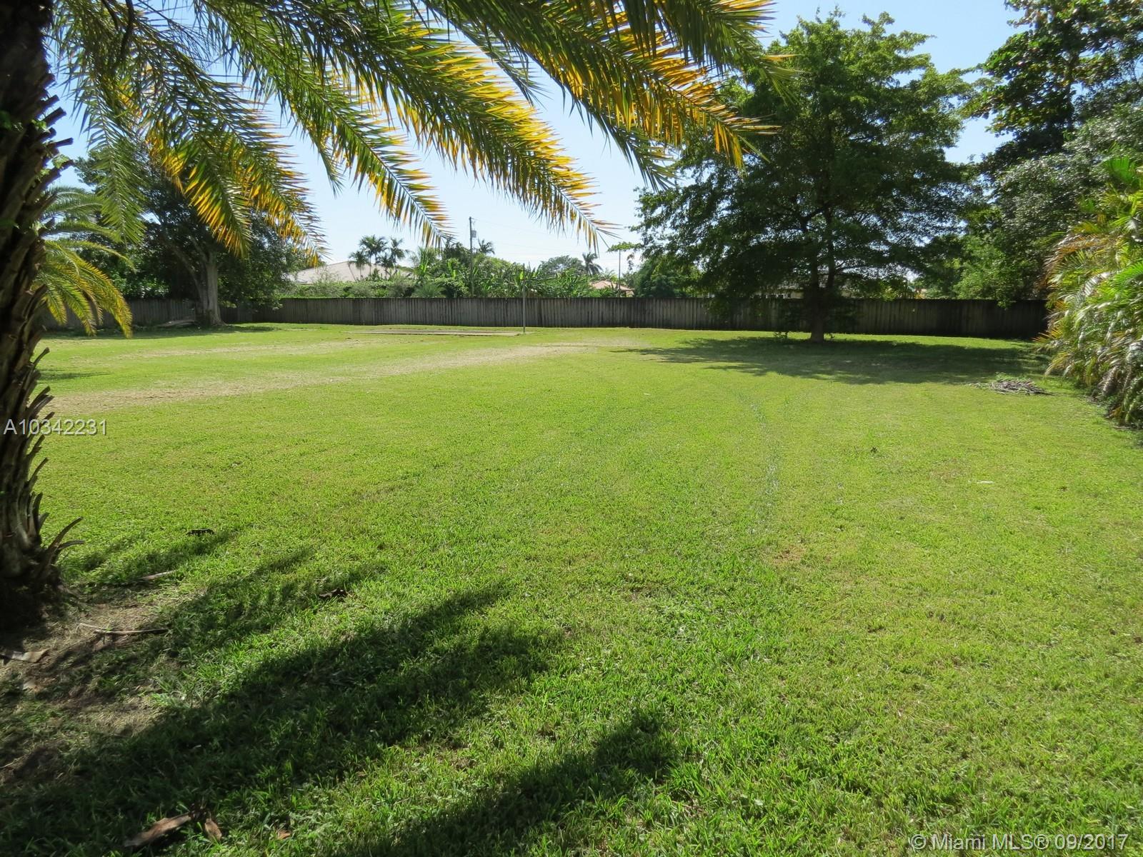 SUB OF PB 3-169 - Residential