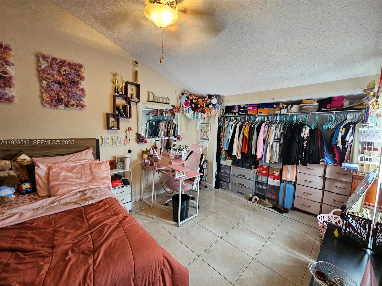 LAFAYETTE CONDO - Residential