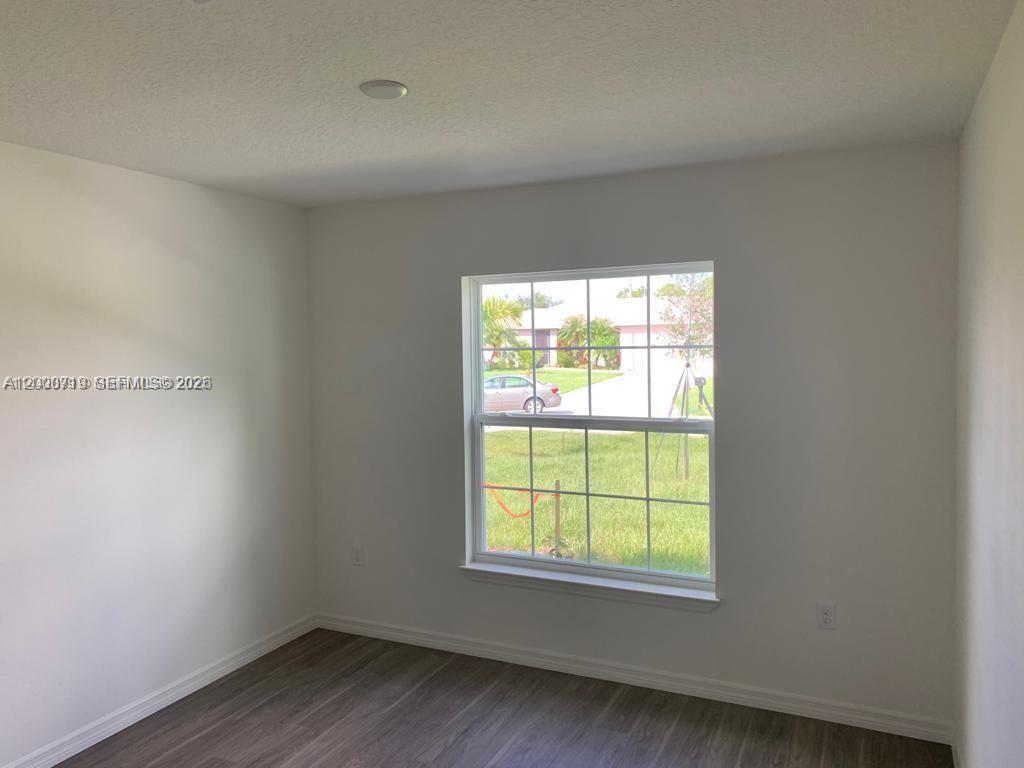 PORT ST LUCIE SECTION 35 - Residential Lease