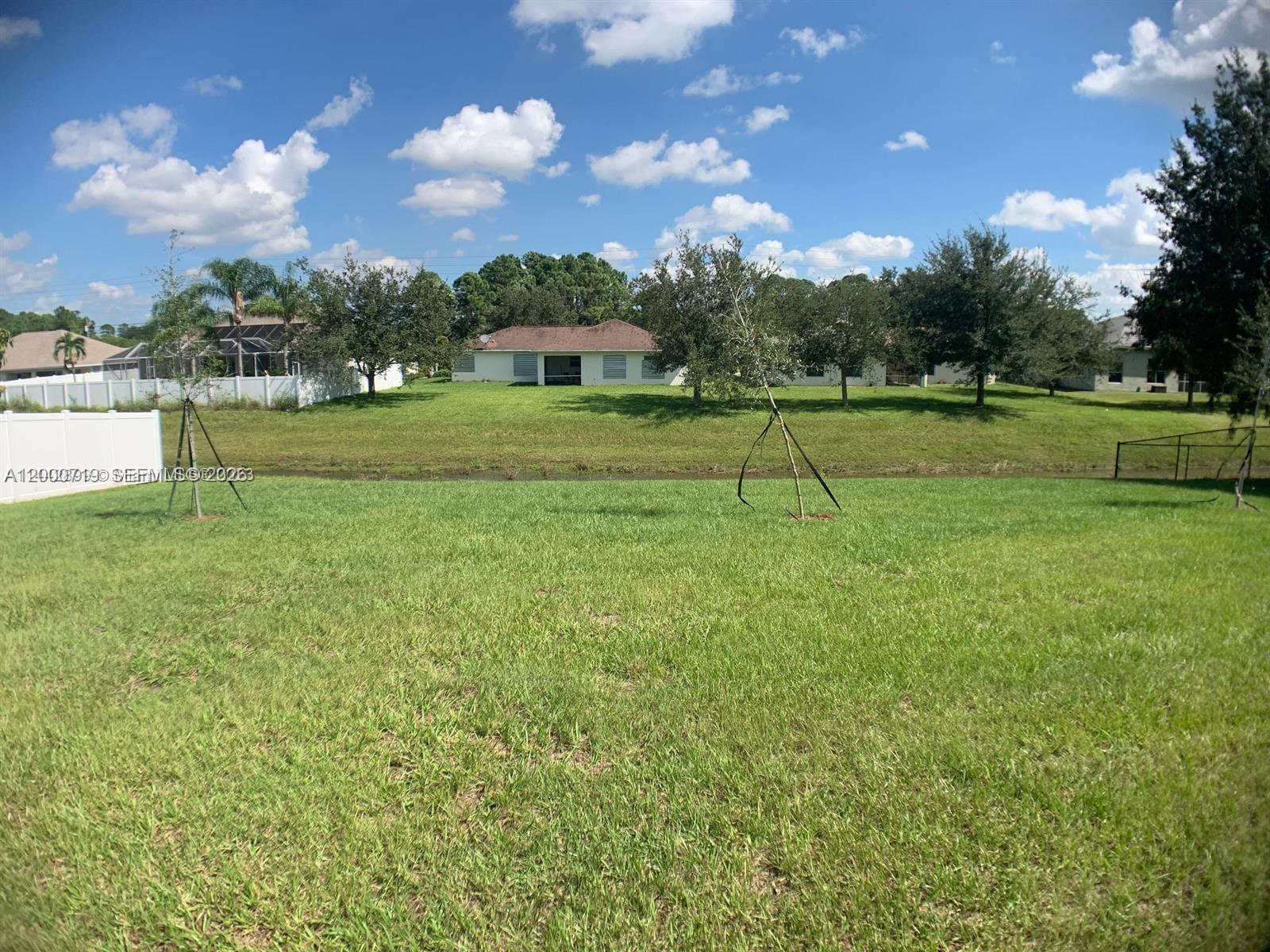 PORT ST LUCIE SECTION 35 - Residential Lease
