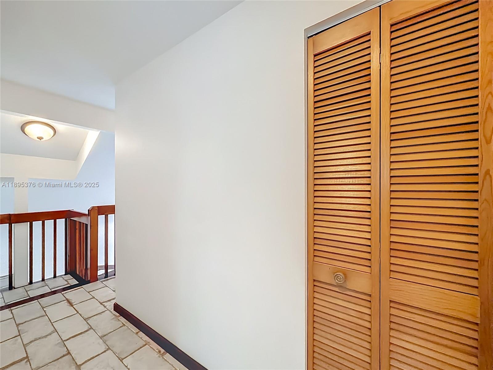 COUNTRYSIDE WEST - Residential Lease