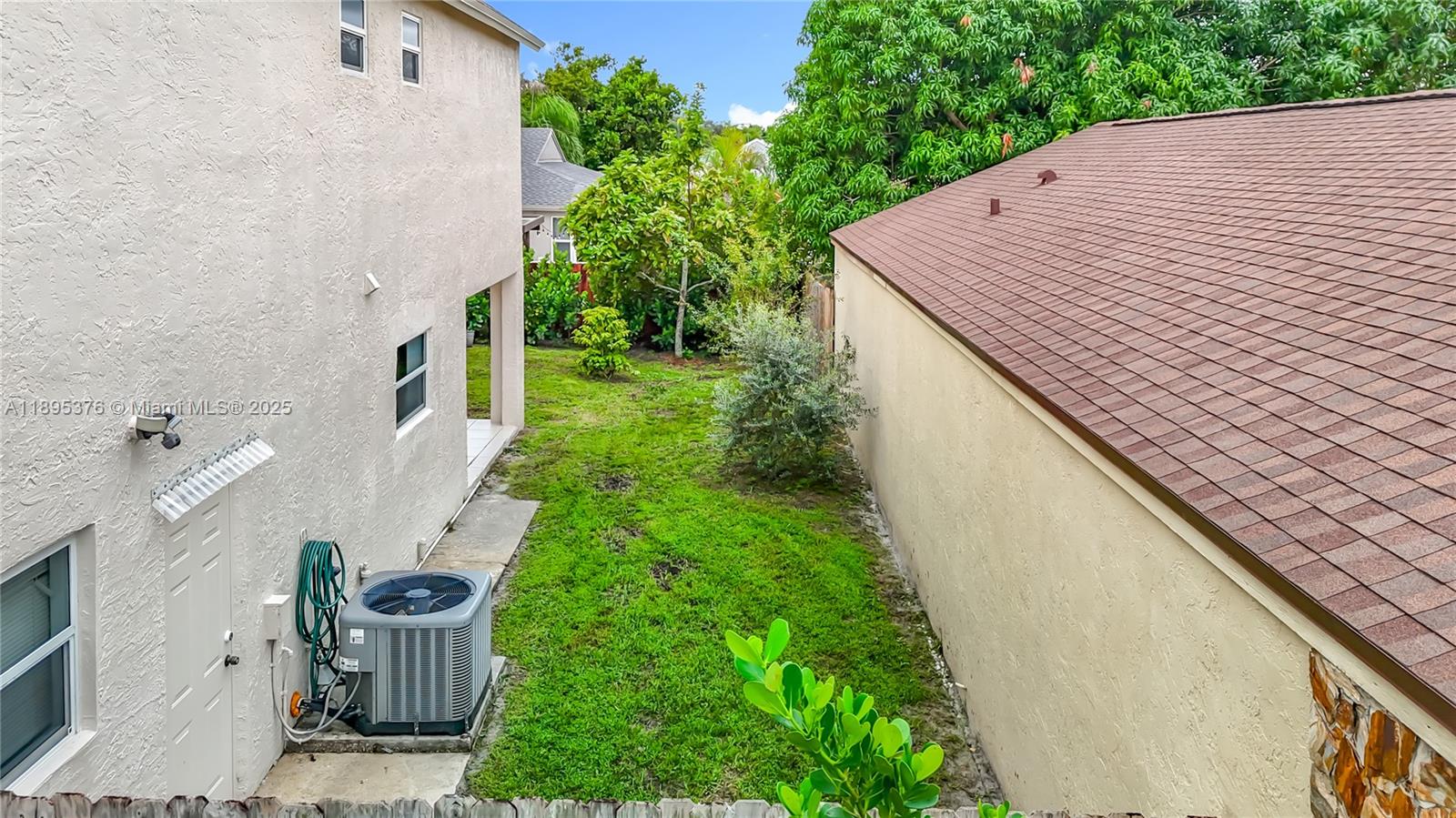 COUNTRYSIDE WEST - Residential Lease