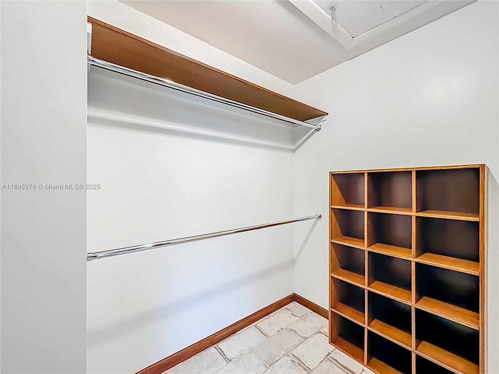 COUNTRYSIDE WEST - Residential Lease